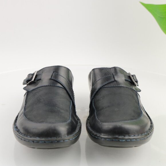 Clarks Womens Mule Size 8 Navy Leather Buckle Slip On Clogs Low Block Heel Shoes - Picture 3 of 11